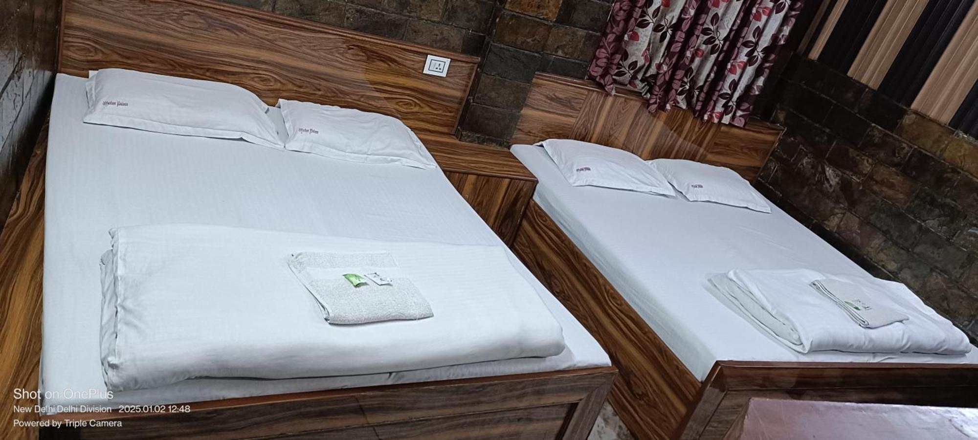 Mother Palace New Delhi Room photo